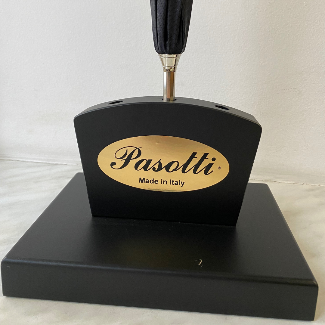 Wooden stand for three umbrellas Pasotti