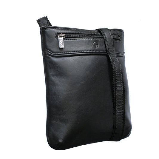 Angled view of the Cortina 6045 showing how flat the body is and the webbing shoulder strap