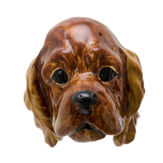 Close-up of the enameled Cocker Spaniel head handle on Pasotti shoedhorn