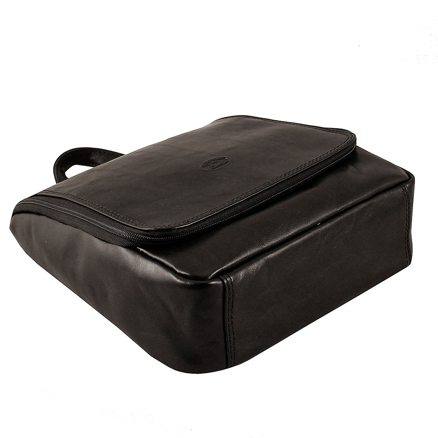 Tony Perotti Italico 8220 nero leather toiletry bag closed — top and side view showing depth