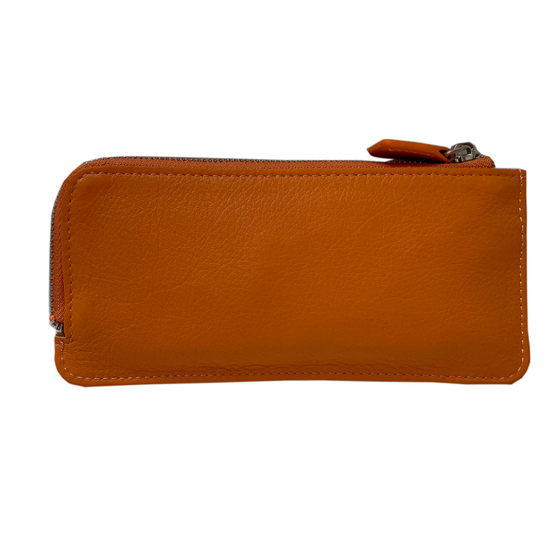 Tony Perotti Contatto 2376 arancio — the plain back of the pouch in floater-grain calf leather