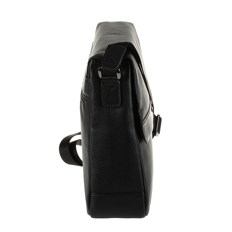 Tony Perotti New Contatto 6036 nero black leather messenger bag, side view with strap buckle