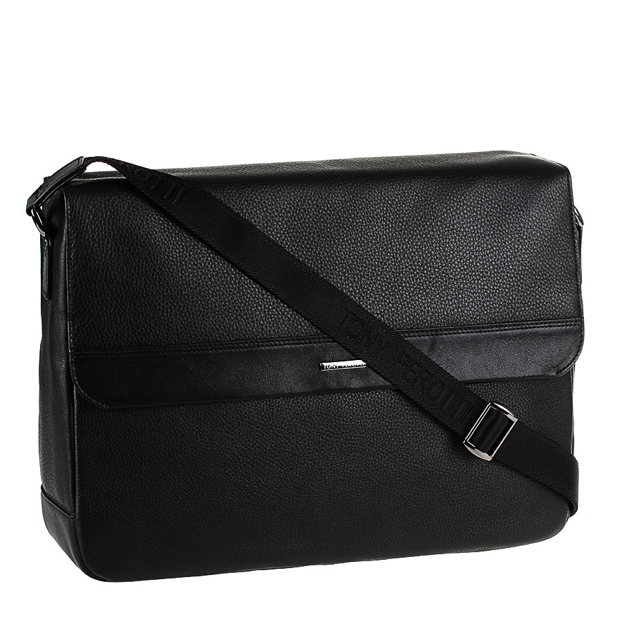 Tony Perotti New Contatto 6036 nero black leather messenger bag, three-quarter view with the flap and metal plate