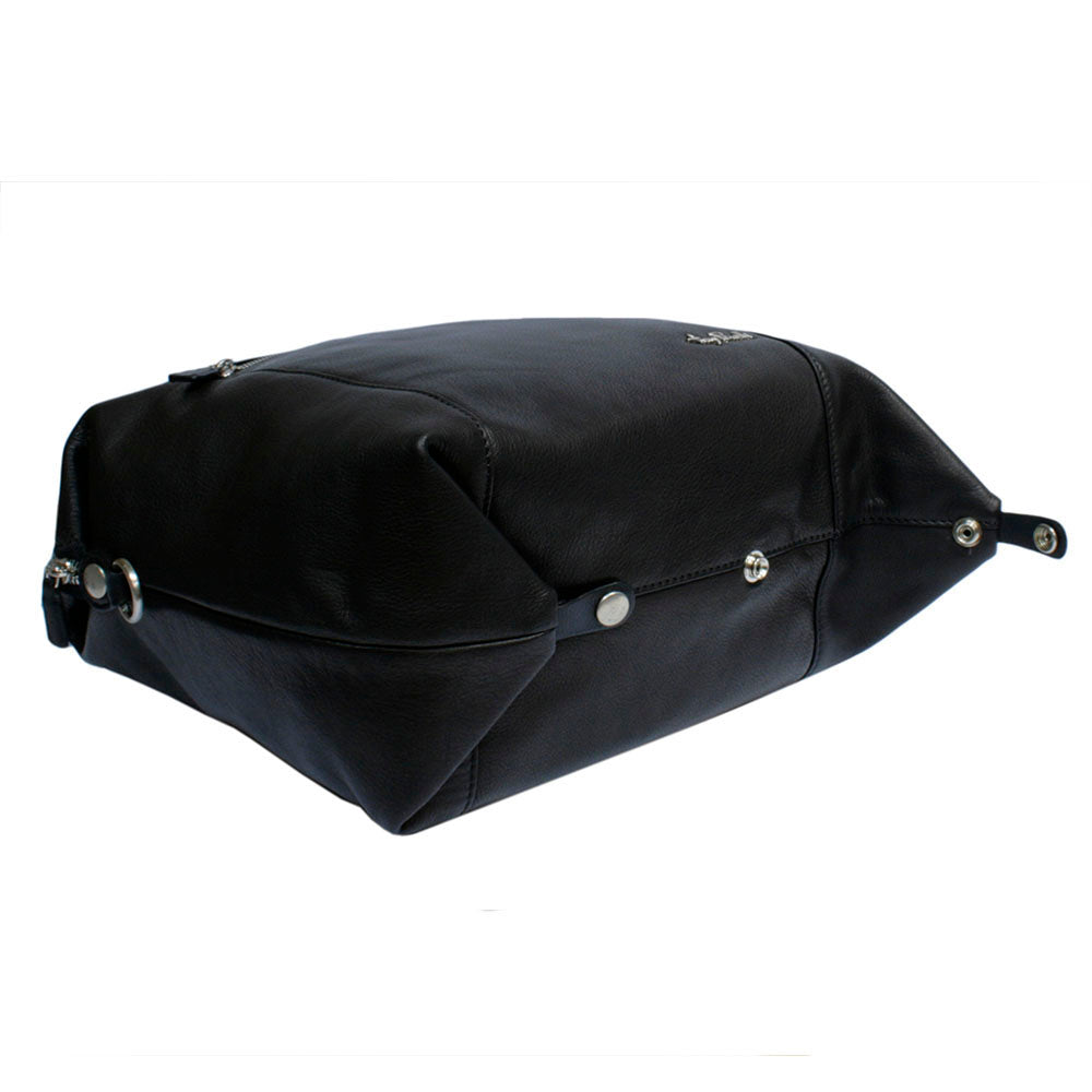 Tony Perotti Contatto 9217-31 nero black leather handbag tilted to show the fastened base snaps that draw the sides in