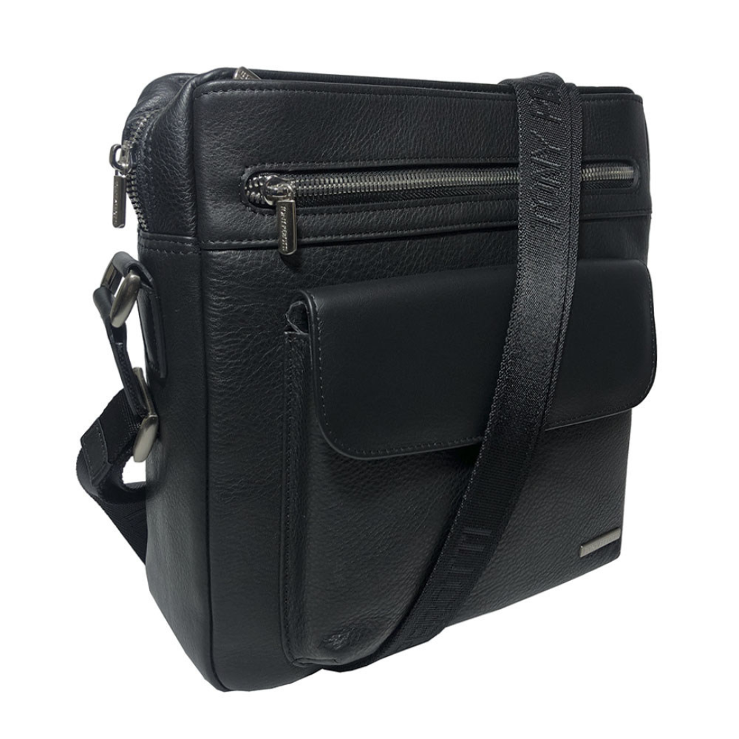 Tony Perotti New Contatto 9058 nero men's black grained leather crossbody bag at an angle — top zip pocket, front pocket under a magnetic flap and the strap woven with TONY PEROTTI