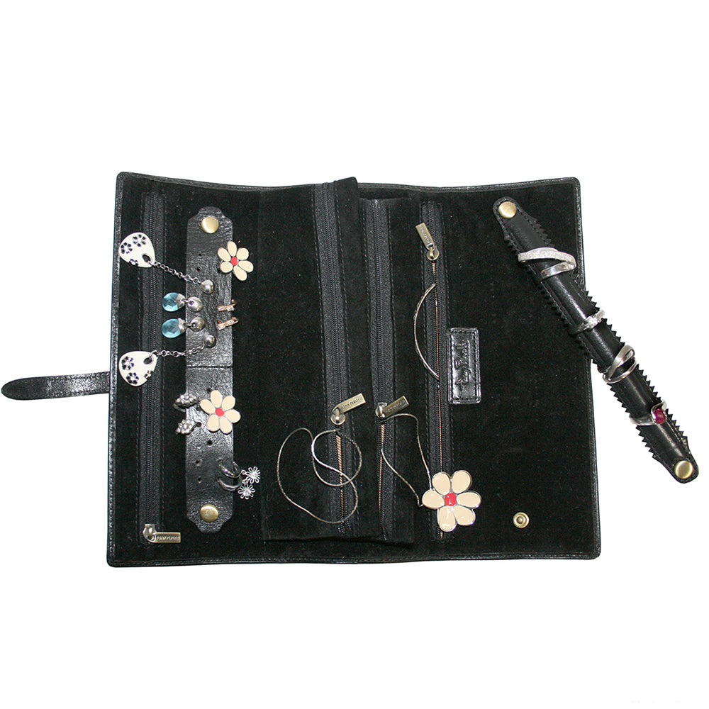 Italico 1286 nero — the open case at an angle with jewellery in place on the black velour lining