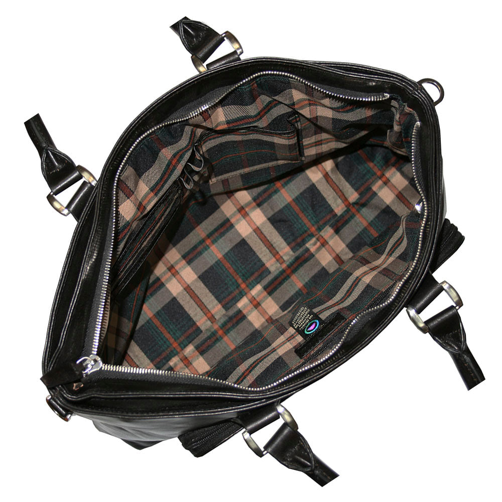 Inside the Tony Perotti Italico 9625 nero bag — woven olive-and-sand check lining, zipped pocket, slip pockets and the stitched-in authenticity tag
