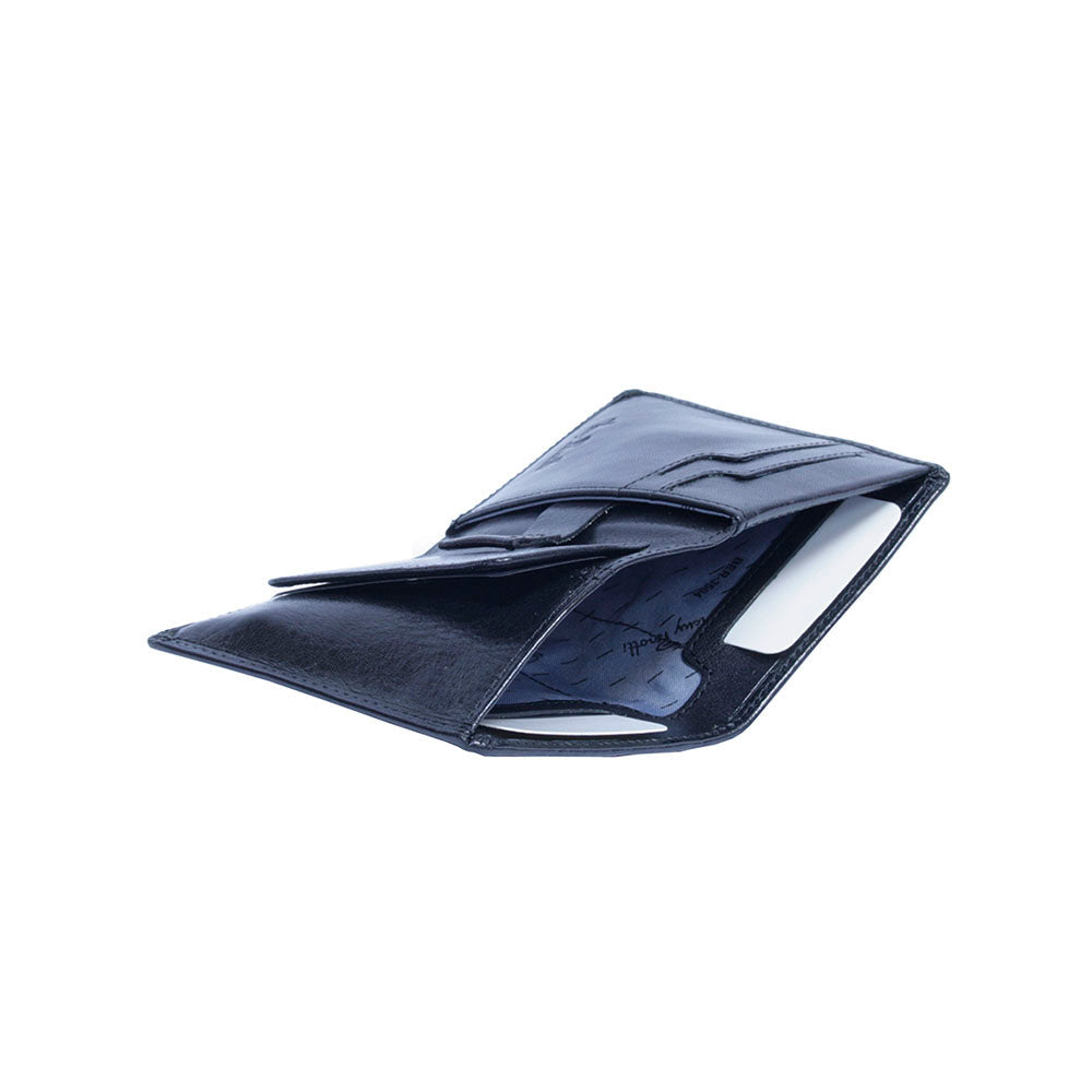 Fabric-lined bill compartment of Tony Perotti Nevada 3504 nero wallet with a card cut-out
