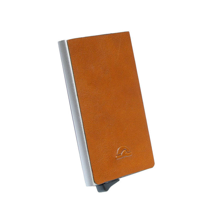 Nevada 3771 honey at an angle — the brushed aluminium edge and the thumb lever at the base
