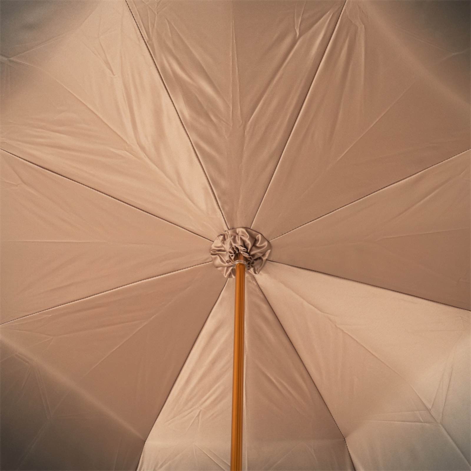 Inner grey-beige gradient canopy of the Pasotti umbrella