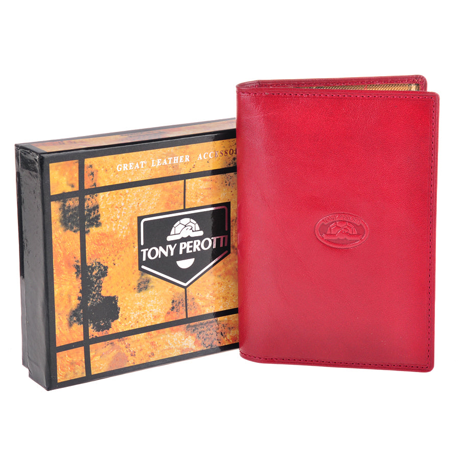 Red leather document holder Tony Perotti Italico 1896 rosso next to its branded gift box