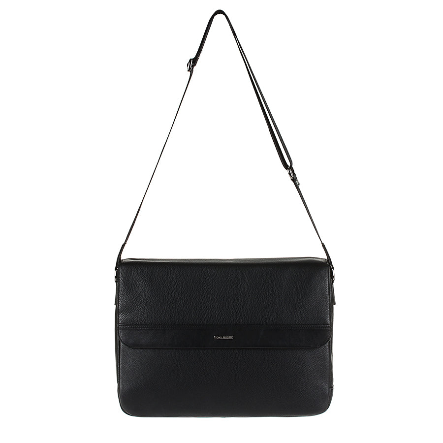 Tony Perotti New Contatto 6036 nero black leather messenger bag hanging on its full-length shoulder strap