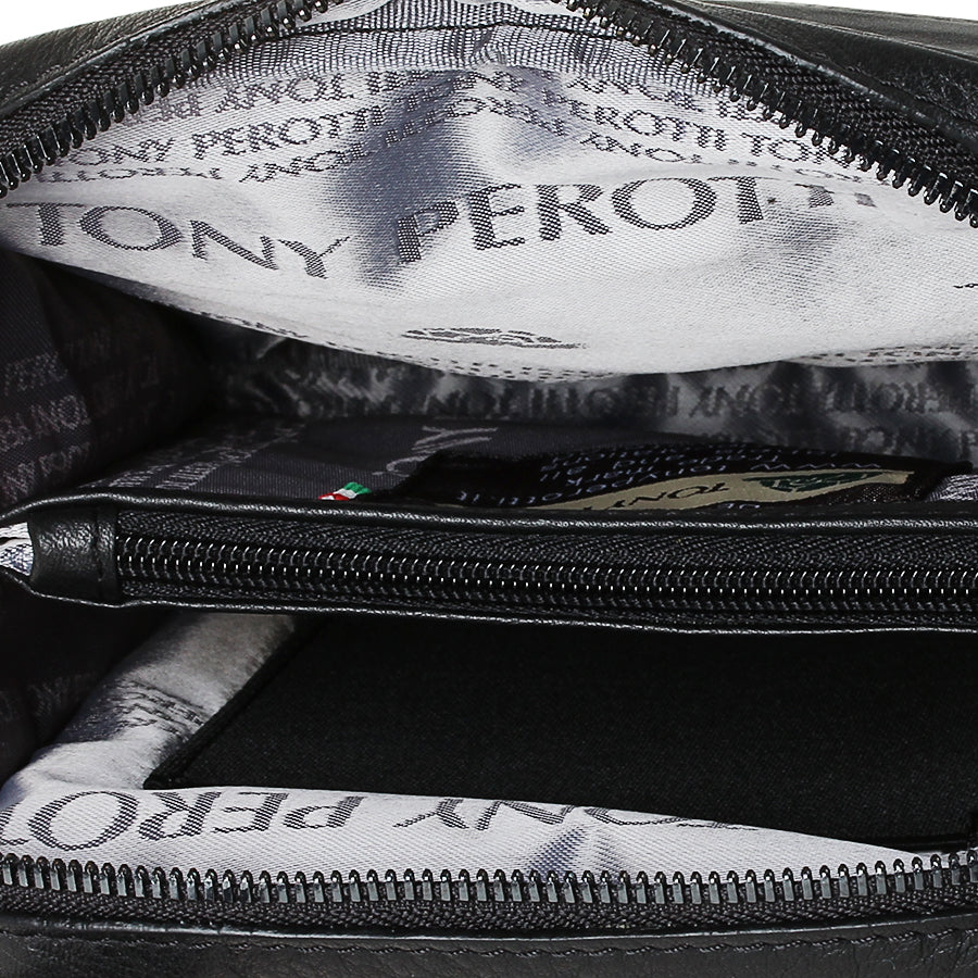 Inside Tony Perotti New Contatto 9984-17 nero: branded lining, zip divider section and inner pockets