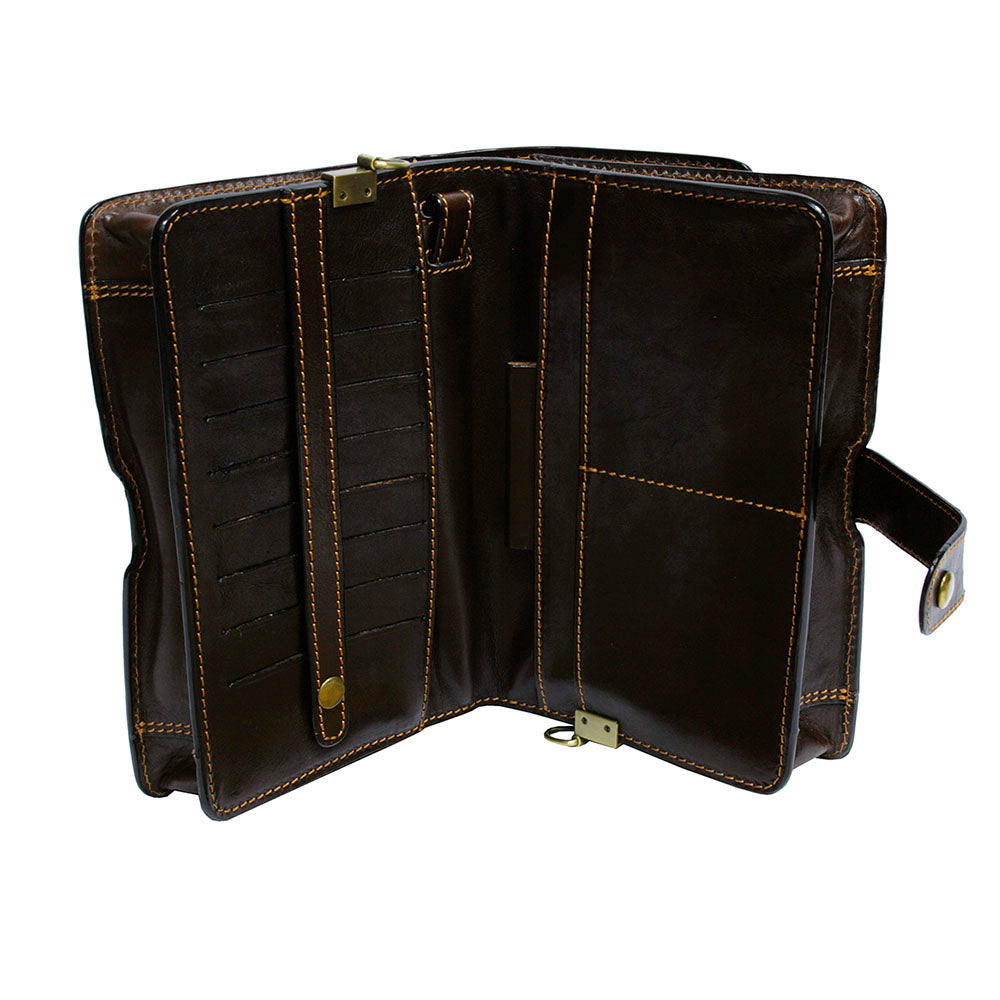 The card section of the Italico 8263 opened — eight leather card slots, document compartments and the pen holder