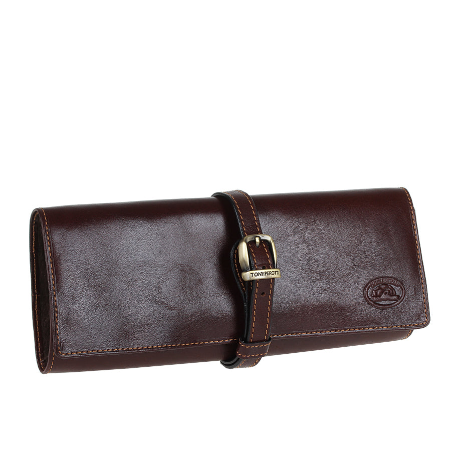 Three-quarter view of the closed Tony Perotti Italico 1286 moro jewelry case showing the buckle and the keeper engraved TONYPEROTTI