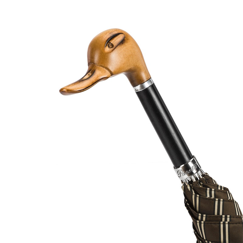 Wooden duck head handle above the black grip section and silver-tone collar engraved Pasotti