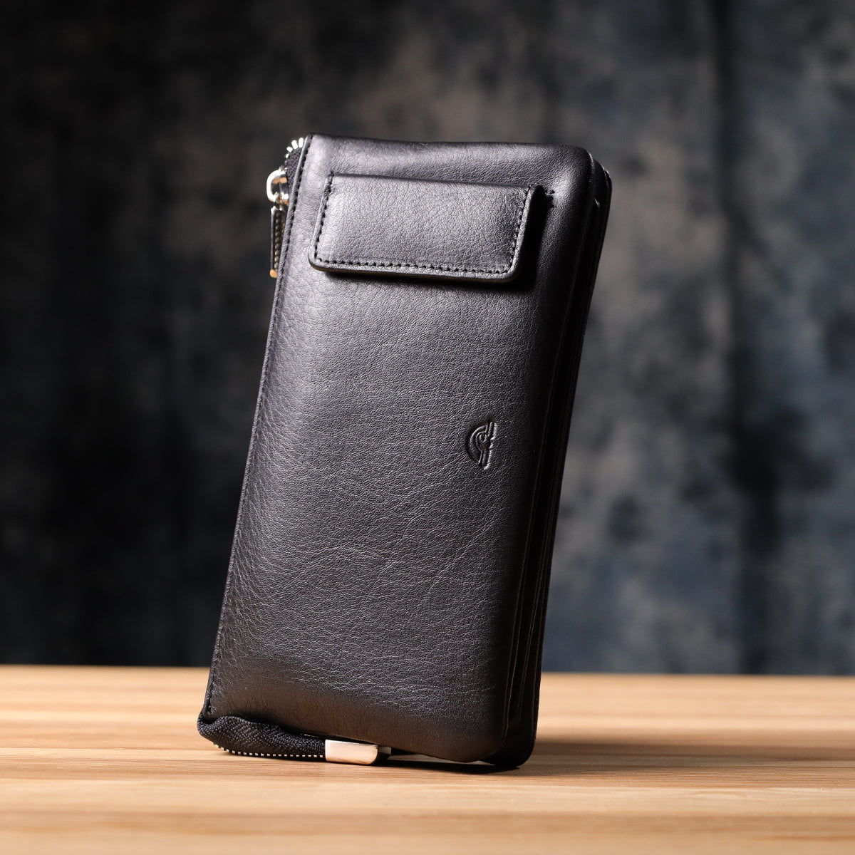 Tony Perotti New Contatto 2651 nero standing on a wooden table, back with the card insert and turtle emblem