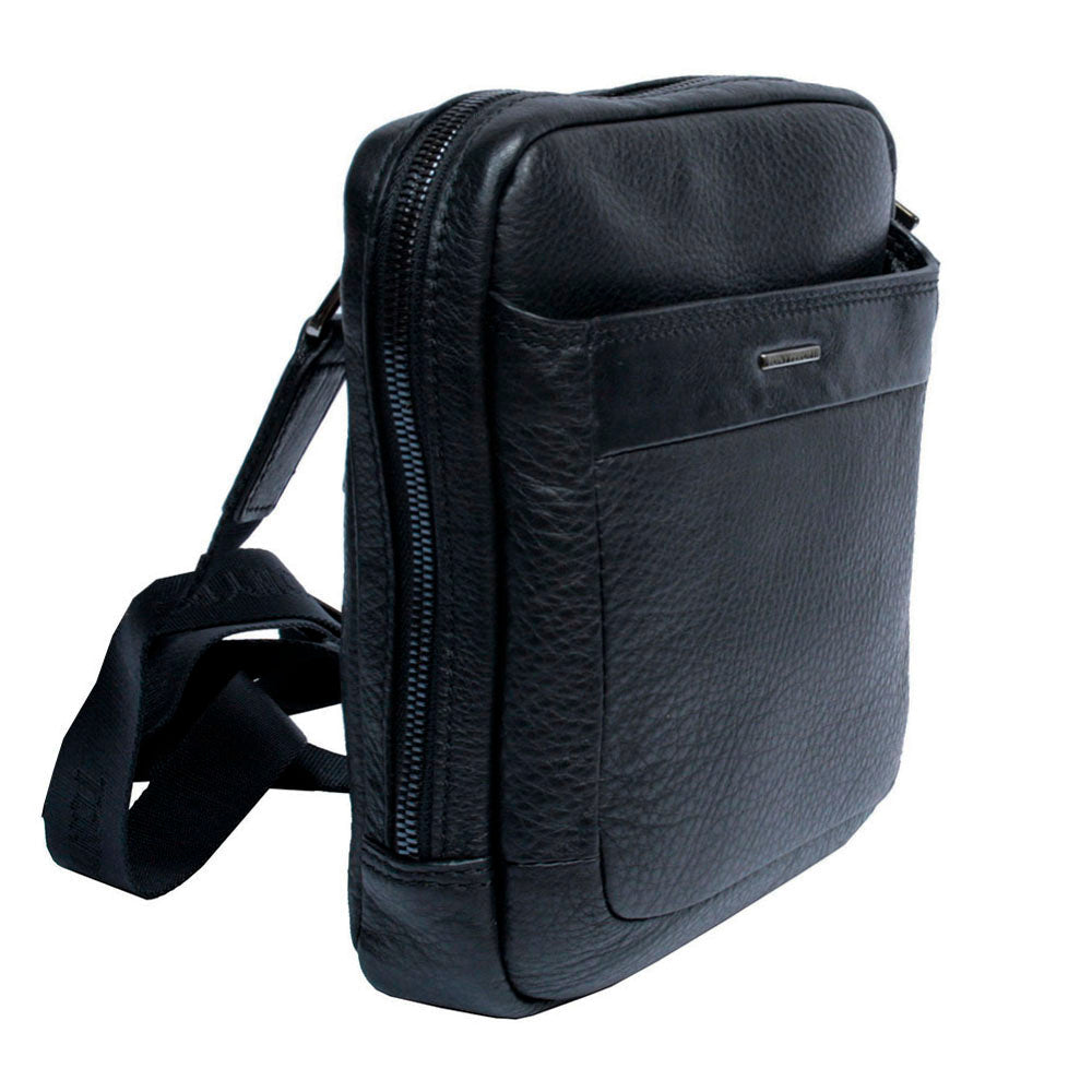 New Contatto 9984-17 nero at an angle, showing the wrap-around zip and the webbing strap