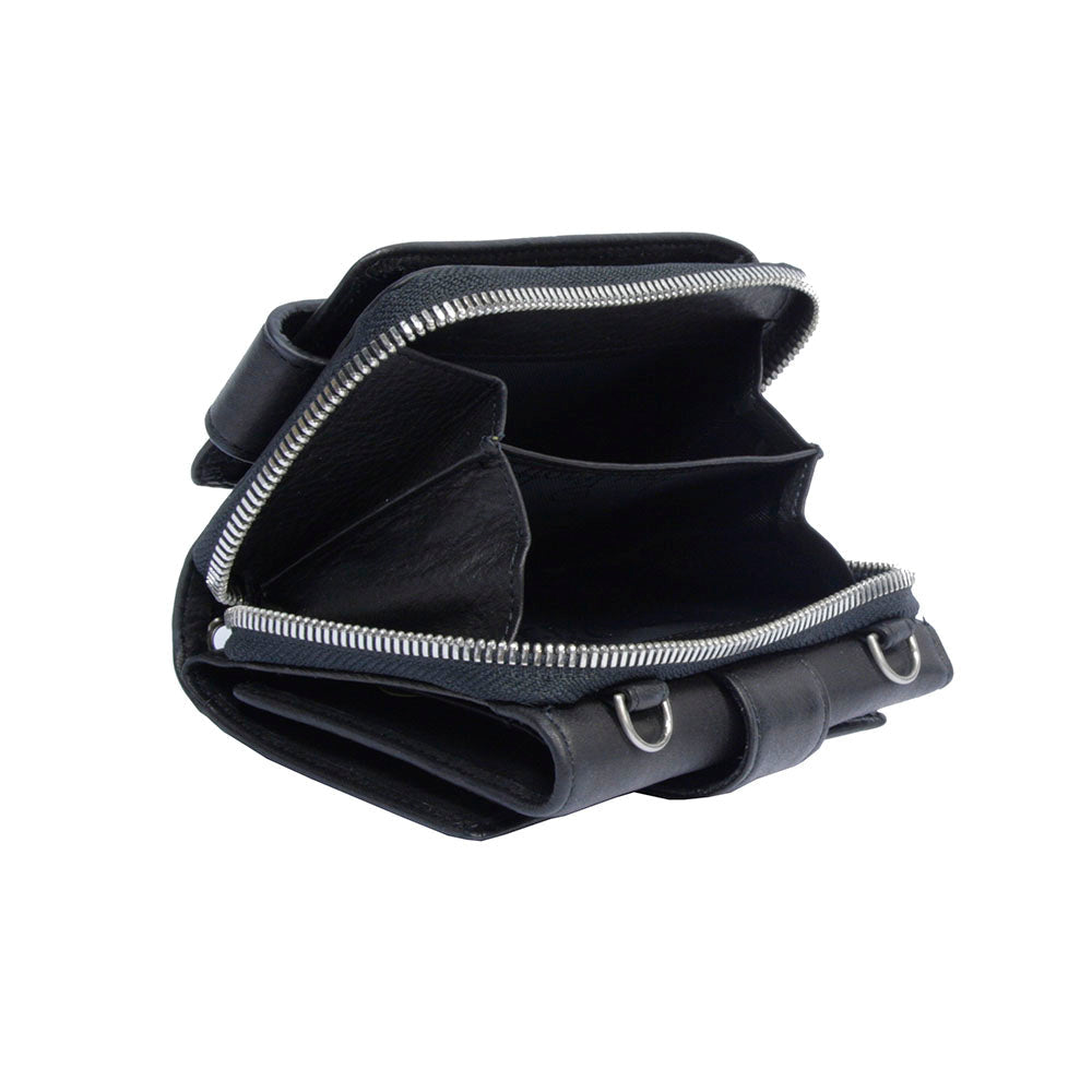 Contatto 3058 with the zipped coin section open — the leather divider inside