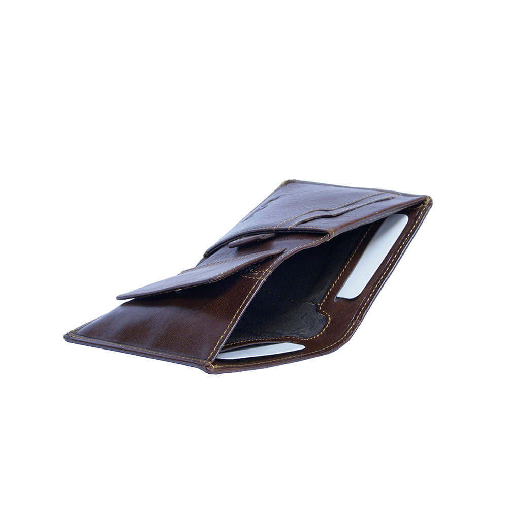 Fabric-lined bill compartment of Tony Perotti Nevada 3504 moro wallet with a card cut-out