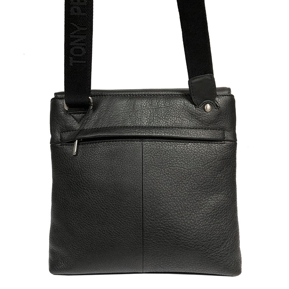 New Contatto 9270 nero back panel with the zip pocket and the webbing strap on leather tabs