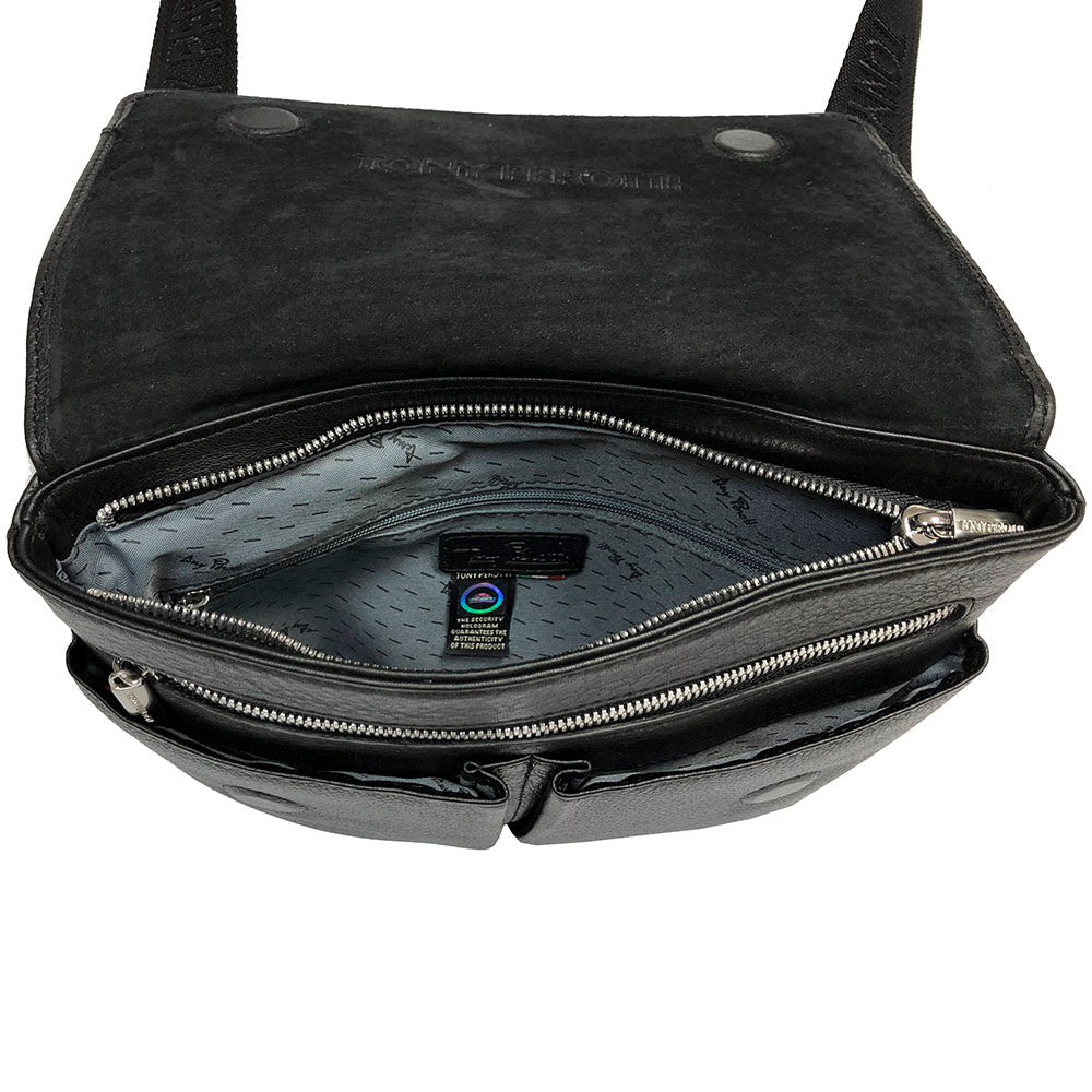 New Contatto 9270 nero open: round magnets on the suede-lined flap, zipped main compartment and the hologram tag