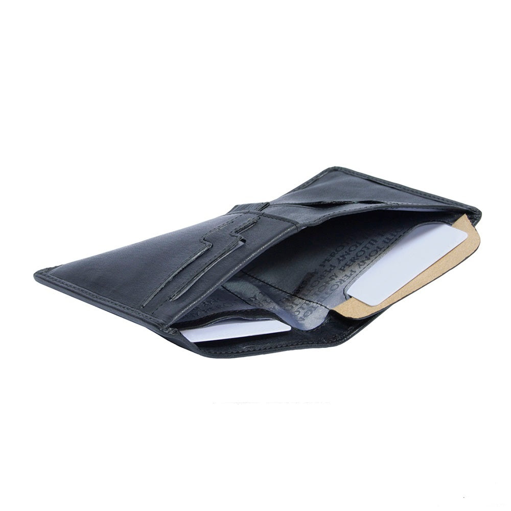 Tony Perotti Varsavia 3480 nero wallet, angled view into the bill compartment with printed lining